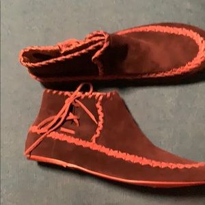 Latigo leather moccasins New size 10